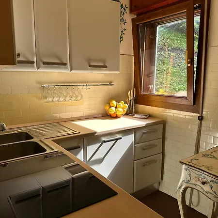 빌라 Panoramica Indipendente 세스톨로